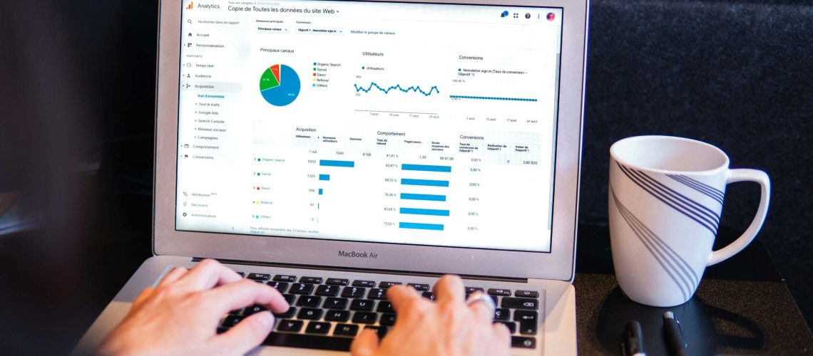 myriam-jessier-eveI7MOcSmw-unsplash_dashbord